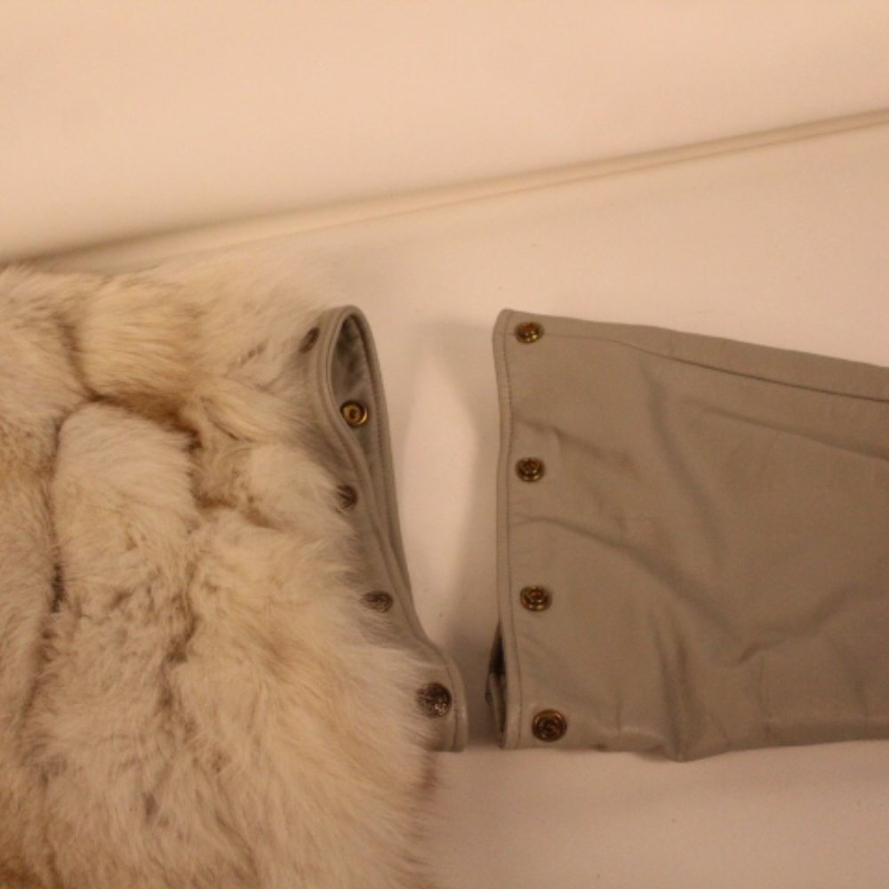 O'Brien & Sons Fox and Leather Coat - Picture 8 of 12